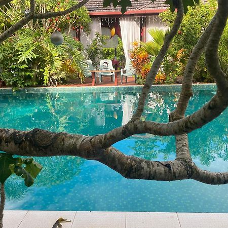 Taman Indah Resort Tamanredjo 外观 照片